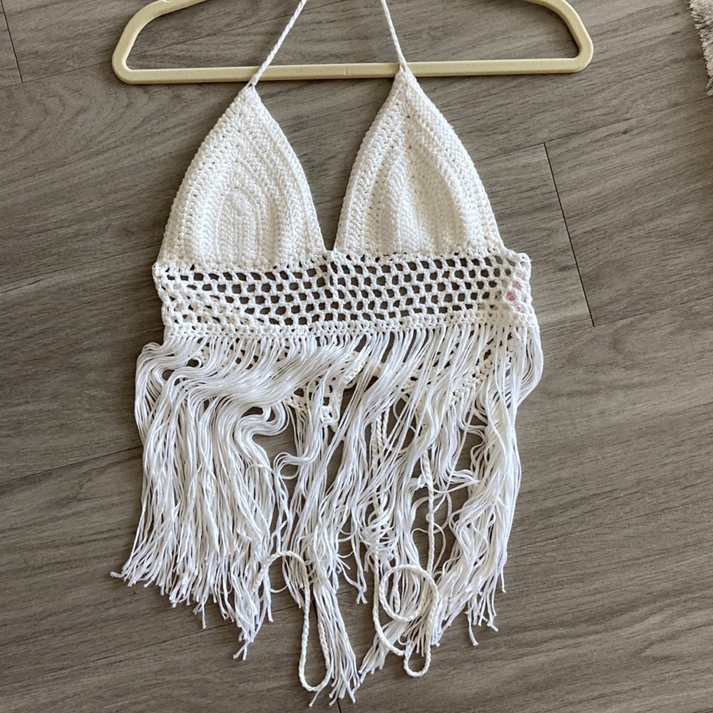 Ivory crochet halter top lined at the bust, size S, like new
